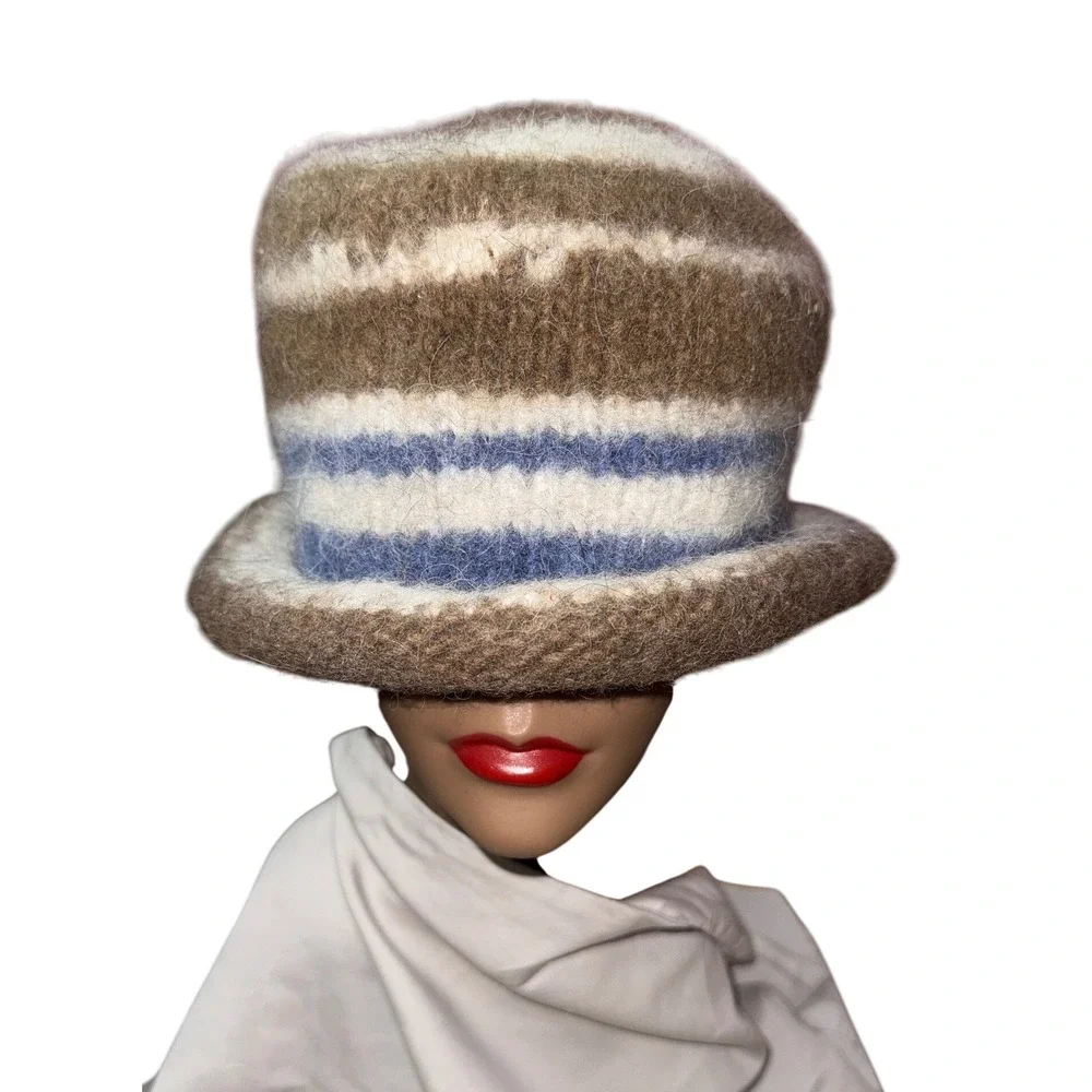 Vintage Striped Cloche Knit Bucket Style Hat Brown Blue White Cozy‎ Winter Fall